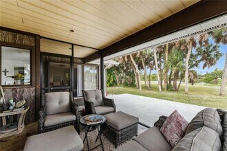 880 Van Gogh Rd in Englewood, FL - Building Photo - Building Photo