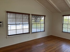 5069-5071 Kester Ave in Los Angeles, CA - Building Photo - Building Photo