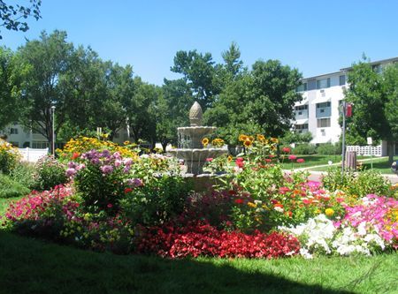 635 S Alton Way, Unit 9-D in Denver, CO - Building Photo