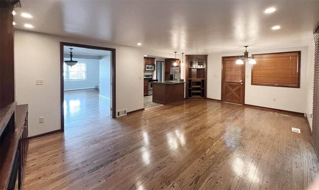 property at 7118 Mission Rd
