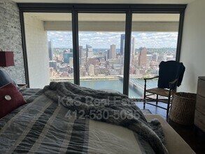 111 Grandview Ave in Pittsburgh, PA - Foto de edificio - Building Photo