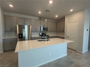 3618 Tondela Ln in Henderson, NV - Building Photo - Building Photo