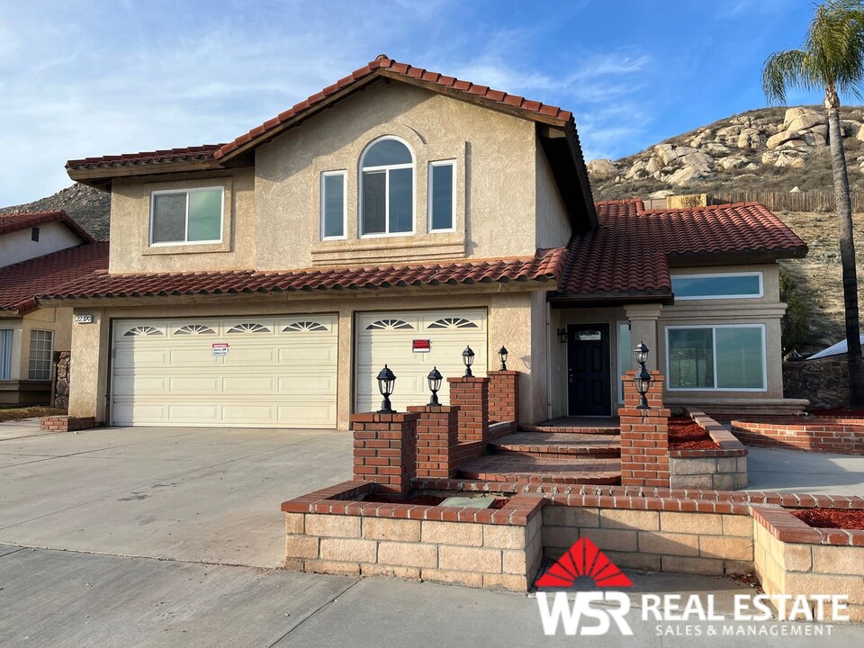 22390 Scarlet Sage Way in Moreno Valley, CA - Building Photo