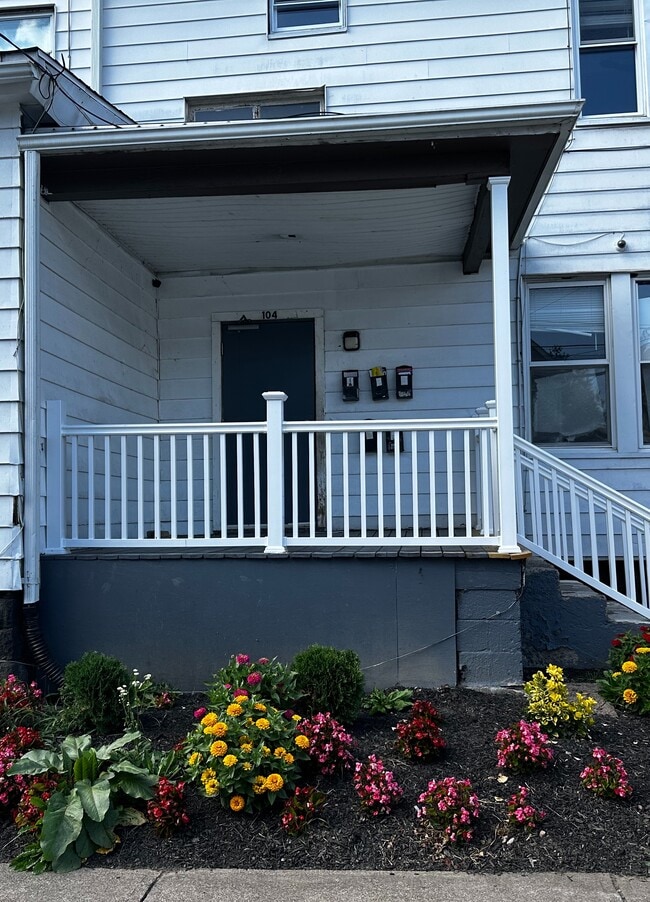 property at 104-108 Madison St