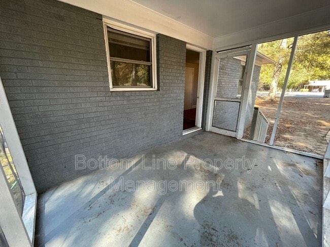 725 Tom Sadler Rd in Charlotte, NC - Building Photo - Building Photo