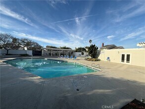 33555 Via Corvalian in Dana Point, CA - Foto de edificio - Building Photo