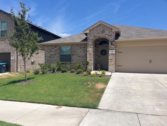 629 Stanmire Lake Trl in Fort Worth, TX - Building Photo - Building Photo