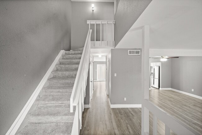 2313 Crescent Park Dr in Houston, TX - Building Photo - Building Photo