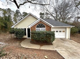 305 Spring Lake Ct in Athens, GA - Building Photo