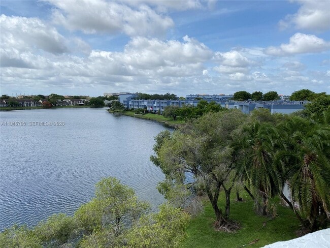 property at 9375 Fontainebleau Blvd