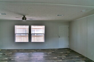 5323 Green Ln-Unit -A in Houston, TX - Building Photo - Building Photo