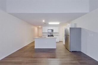 18318 Gibraltar Ln in Lehigh Acres, FL - Building Photo - Building Photo