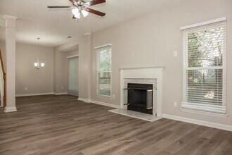 12106 Kempshott Ct in Charlotte, NC - Building Photo - Building Photo