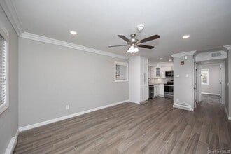 25 Tyler St in Rocky Point, NY - Building Photo - Building Photo