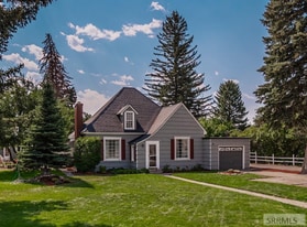 2910 E Lincoln Rd in Idaho Falls, ID - Building Photo