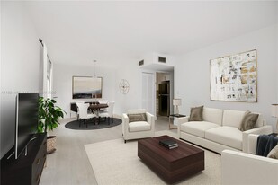2918 Bird Ave in Miami, FL - Building Photo
