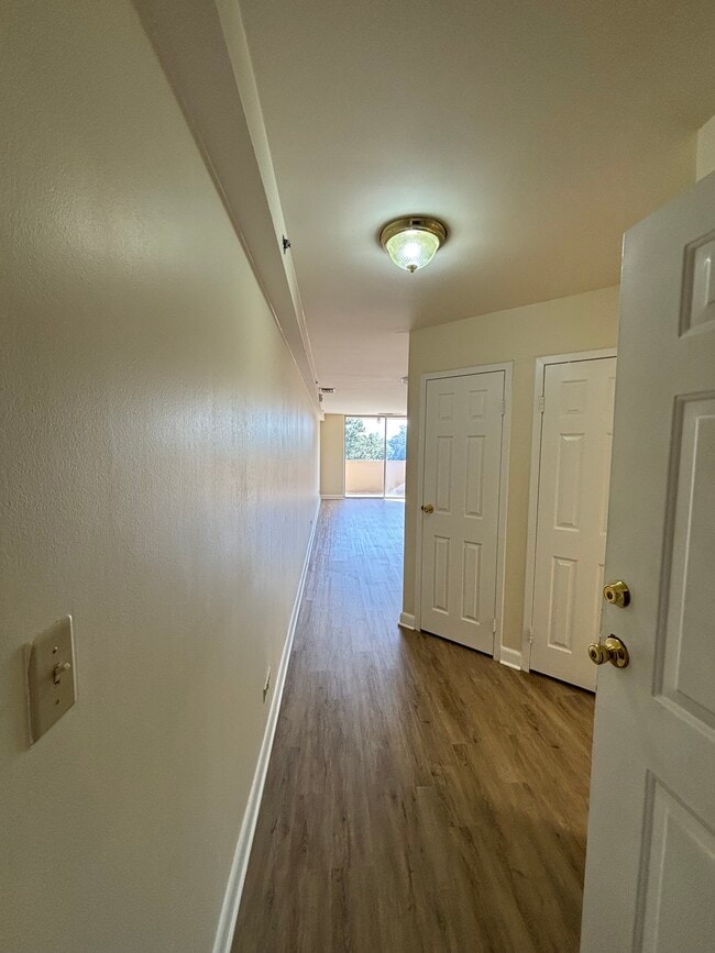 1501 Clairmont Rd, Unit 828 in Decatur, GA - Foto de edificio - Building Photo