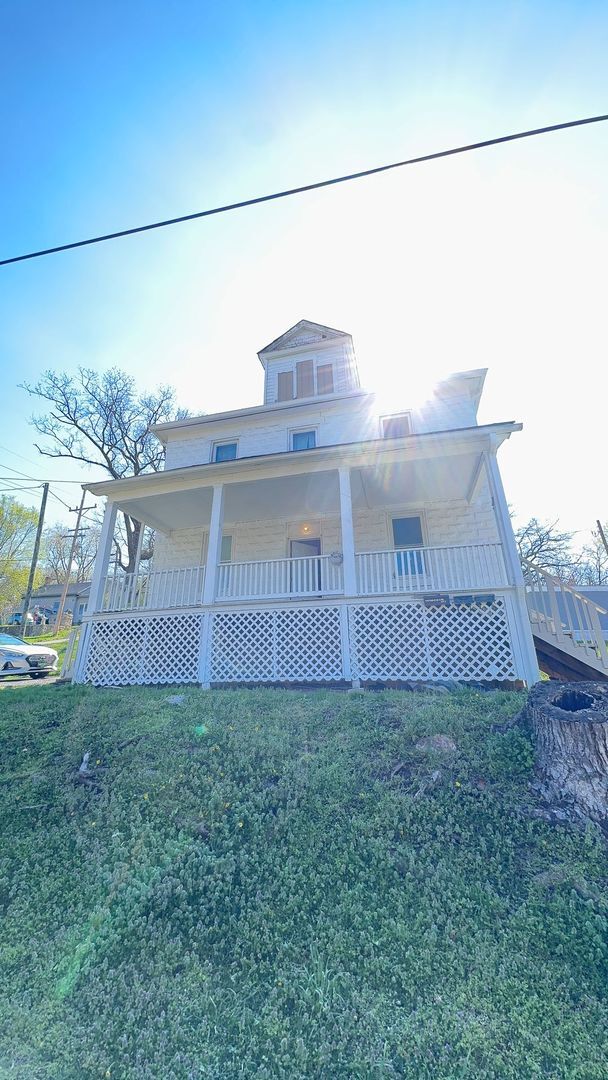 property at 6 Laurel Hill Ln