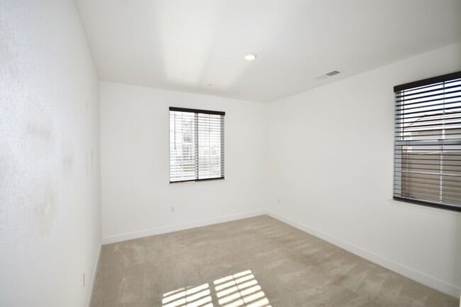 8017 Gorgon Wy in Roseville, CA - Building Photo - Building Photo