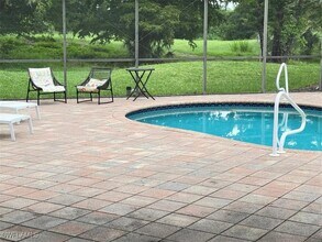 4528 Country Club Blvd in Cape Coral, FL - Building Photo - Building Photo