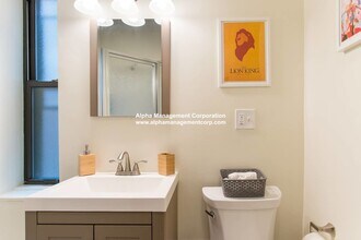 1249 Beacon St in Brookline, MA - Building Photo - Building Photo