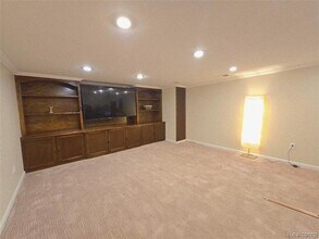 18041 Fairway in Livonia, MI - Building Photo - Building Photo