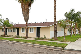 Ashcroft Apartments in Fresno, CA - Foto de edificio - Building Photo