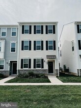 5 Jessop Ln in Hatboro, PA - Building Photo - Building Photo