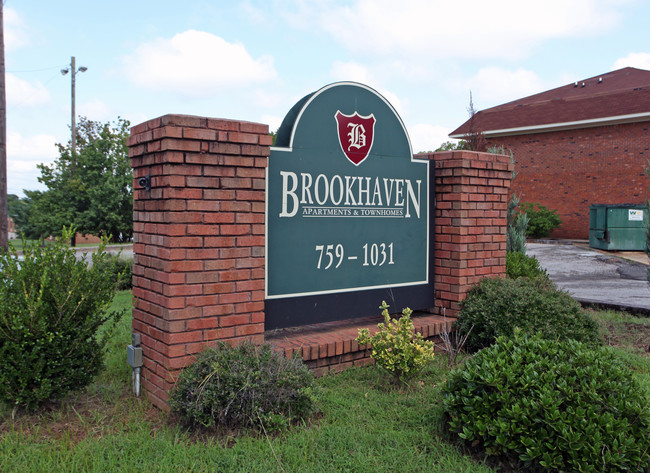 Brookhaven Apartments