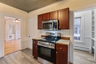 99 William St in Manchester, NH - Building Photo - Building Photo