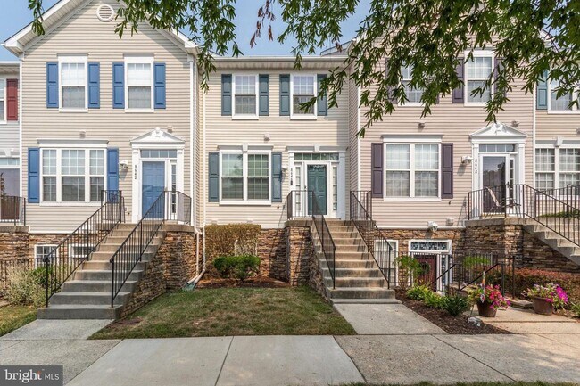property at 8646 Willow Leaf Ln
