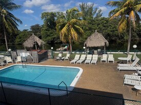 3211 SW 44th St in Fort Lauderdale, FL - Building Photo