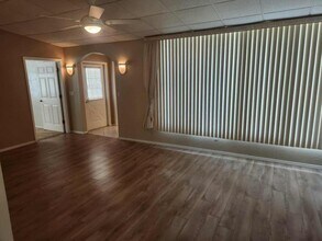 582 Lake Dr in Titusville, FL - Building Photo - Building Photo