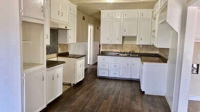 3702 Avenue U in Lubbock, TX - Building Photo - Building Photo