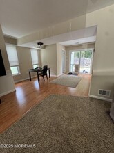 30 Shilling Way in Jackson Township, NJ - Building Photo - Building Photo