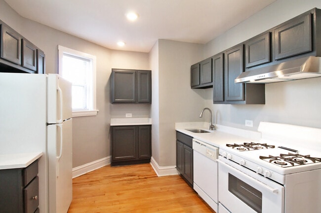 1530-1532 N. Austin Blvd. in Oak Park, IL - Building Photo - Building Photo