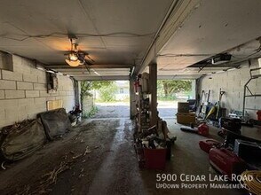 5900 Cedar Lk Rd S in Minneapolis, MN - Building Photo - Building Photo