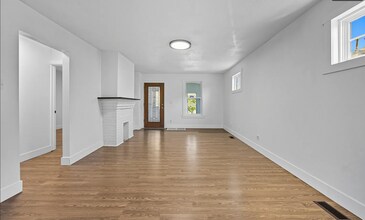 867 E 12th Ave in Columbus, OH - Building Photo - Building Photo