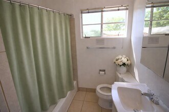 735 E Granada Dr in Tempe, AZ - Building Photo - Building Photo