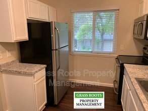 1269 Live Oak Ln in Auburn, CA - Building Photo - Building Photo