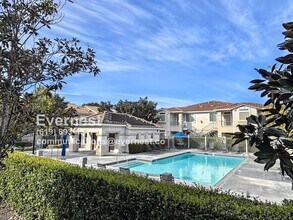 10796 Sabre Hill Dr in San Diego, CA - Building Photo - Building Photo