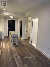 250 Lawrence Ave W in Toronto, ON - Building Photo - Building Photo