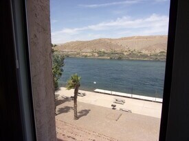 1611 AZ-95, Unit 210 in Bullhead City, AZ - Building Photo