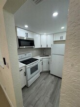 151 SE 6th Ave in Pompano Beach, FL - Foto de edificio - Building Photo