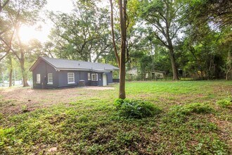 211 Columbia Dr in Tallahassee, FL - Building Photo - Building Photo