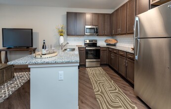 Legacy at Jones Farm Apartments in Huntsville, AL - Building Photo - Building Photo