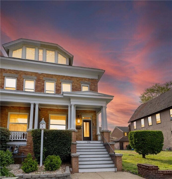 314 Dinwiddie St in Portsmouth, VA - Building Photo