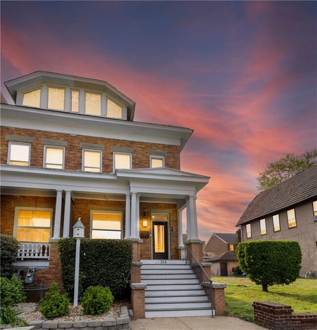 property at 314 Dinwiddie St