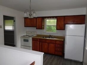 901 Mahrenholz Ave in Evansville, IN - Building Photo - Building Photo