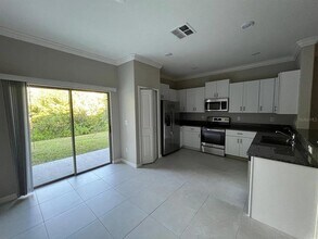 1498 Cassius St in Lutz, FL - Building Photo - Building Photo